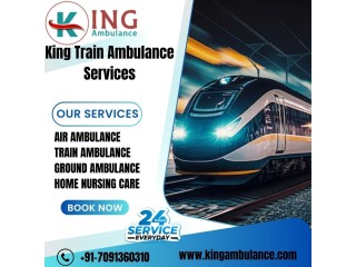 King is One Step Ahead When Others Turn Away in a Patna Train Ambulance