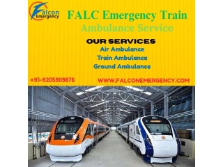 Medical safe transit with the train ambulance of the FALC emergency in Siliguri