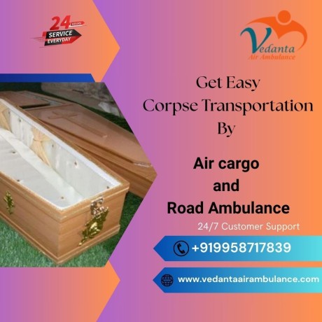 vedanta-moves-a-dead-body-in-a-well-ordered-way-in-hyderabad-in-its-ambulance-big-0