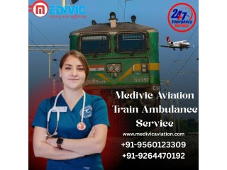 Call Medivic Aviation Train Ambulance Service in Raipur with Life-Saving Medical Facilities