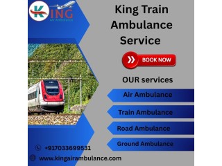 King Travels with Emergency Equipment in Its Train Ambulance in Delhi