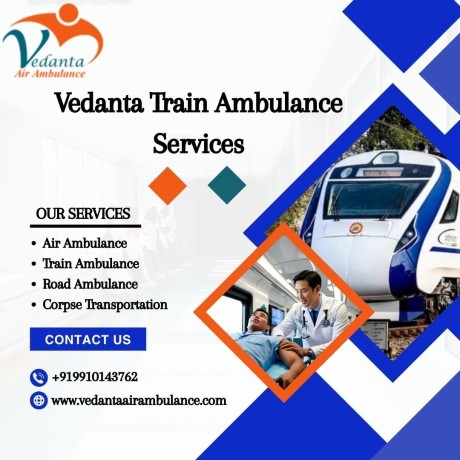 vedanta-train-ambulance-in-raipurtakes-care-of-patients-needs-during-transfer-big-0