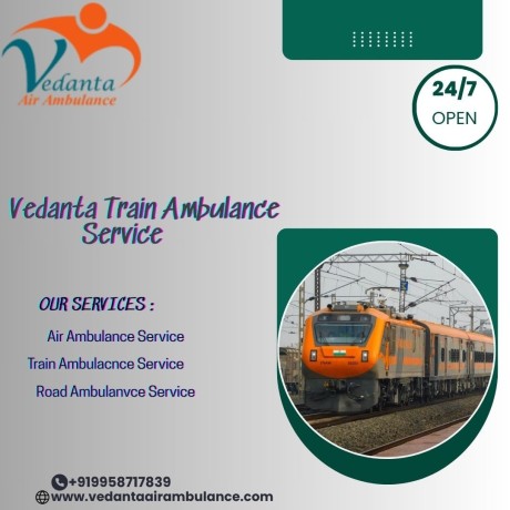 vedanta-train-ambulance-in-varanasi-is-available-24-hours-a-day-big-0