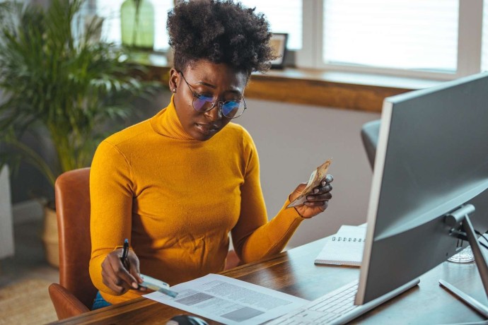 online-short-term-loans-anyone-who-satisfies-the-minimum-requirements-can-get-extra-money-big-1