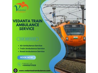 The Crew at Vedanta Manages Transit with Patience in Bhopal in a Train Ambulance